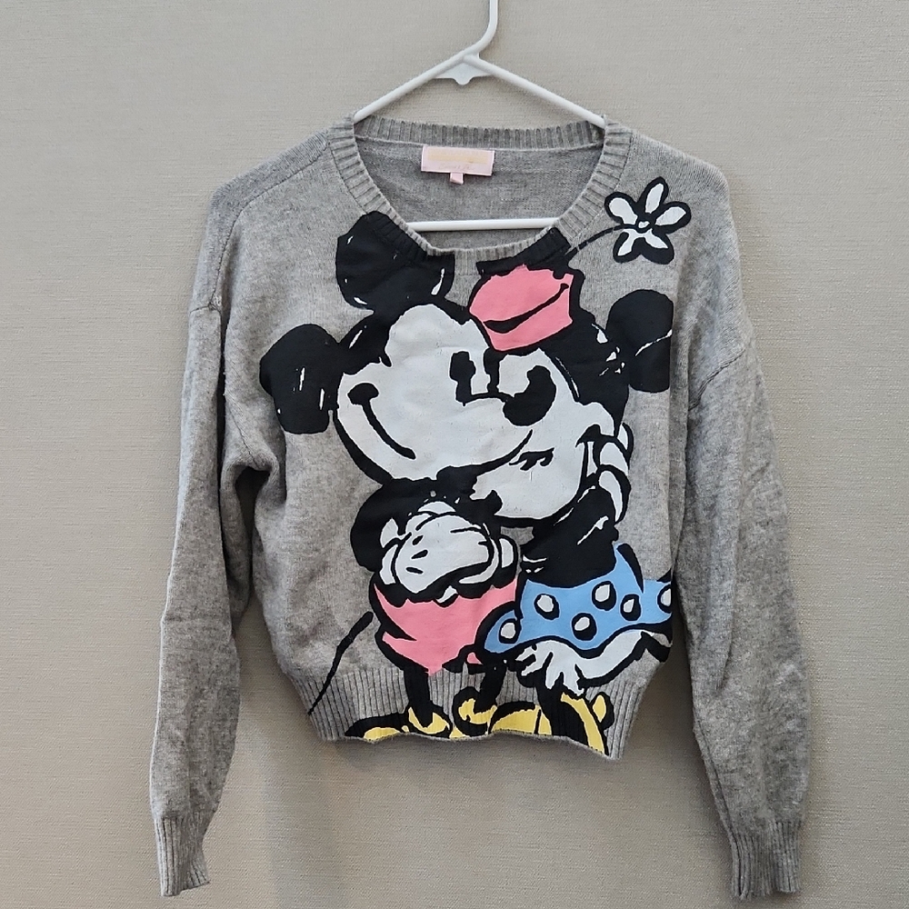 Disneyland Paris Collection Sweater Size Small